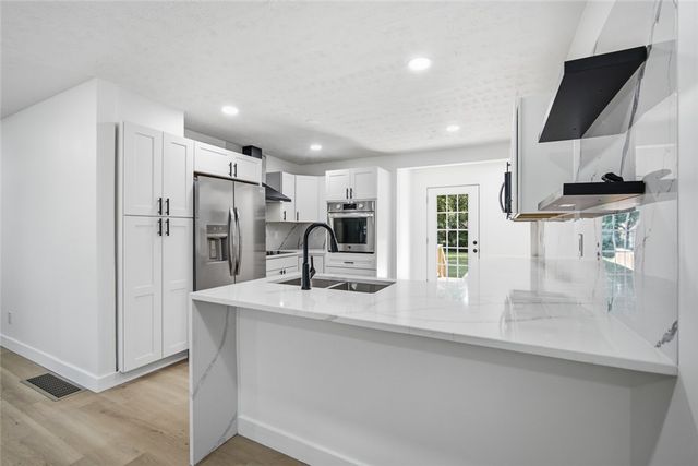 1950 W Skyview Drive, Beavercreek, OH 45432