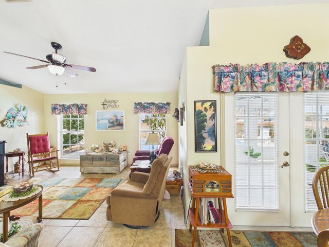 8525 SW 9th Street, Okeechobee, FL 34974