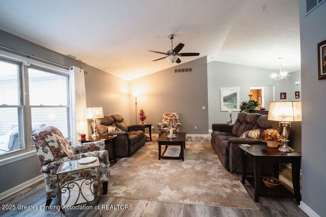 5323 Mirage Circle, Dimondale, MI 48821