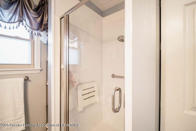 5323 Mirage Circle, Dimondale, MI 48821