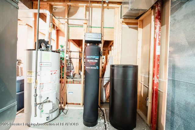 5323 Mirage Circle, Dimondale, MI 48821