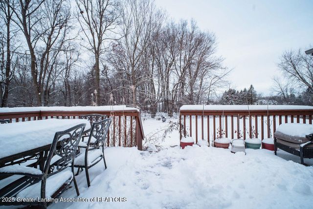 5323 Mirage Circle, Dimondale, MI 48821