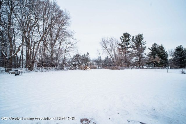 5323 Mirage Circle, Dimondale, MI 48821