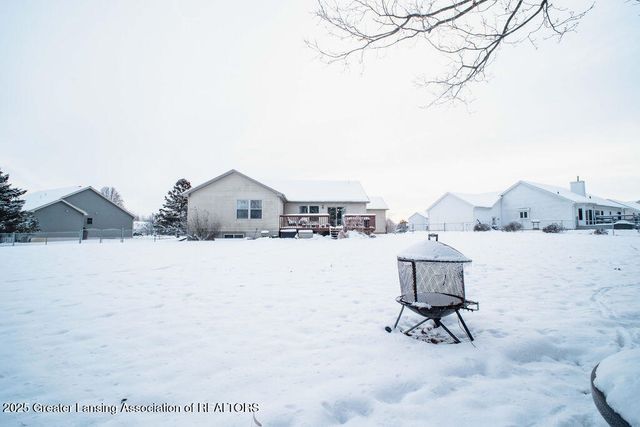 5323 Mirage Circle, Dimondale, MI 48821