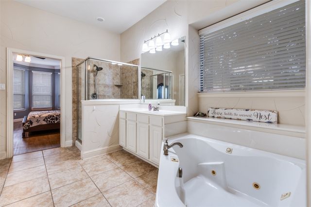 4308 Old Grove Drive, Mansfield, TX 76063