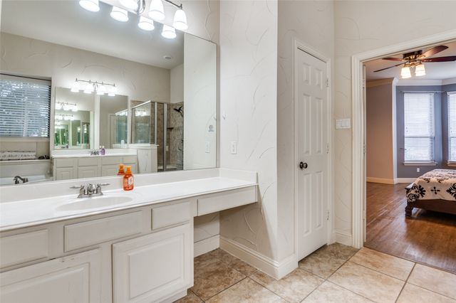 4308 Old Grove Drive, Mansfield, TX 76063