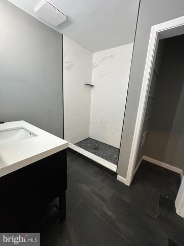 208 RED HAVEN DR, North Wales, PA 19454