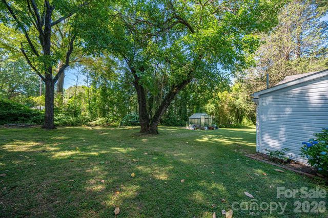 501 S 6th Street, Bessemer City, NC 28016
