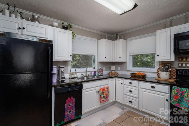 501 S 6th Street, Bessemer City, NC 28016