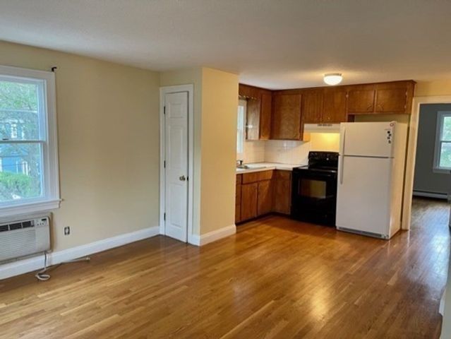 18 Germain Ave 3, Quincy, MA 02169