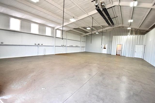 11201 N County Road 1440, Shallowater, TX 79363