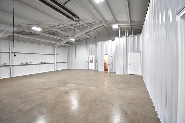 11201 N County Road 1440, Shallowater, TX 79363