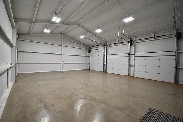 11201 N County Road 1440, Shallowater, TX 79363