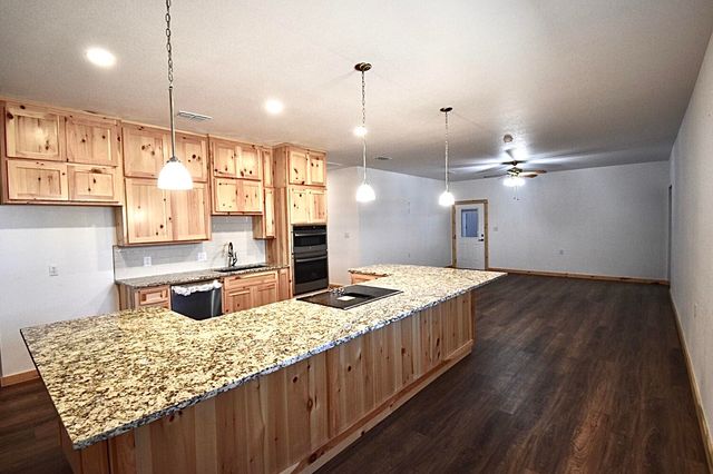 11201 N County Road 1440, Shallowater, TX 79363