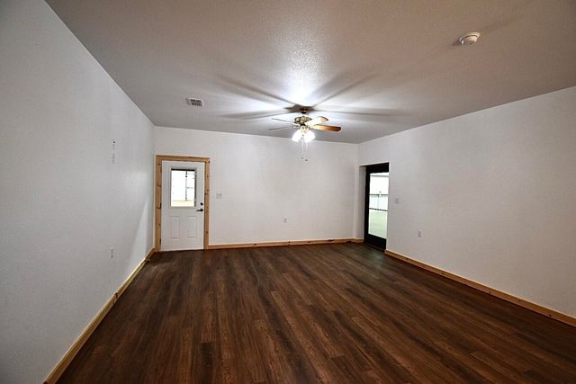 11201 N County Road 1440, Shallowater, TX 79363