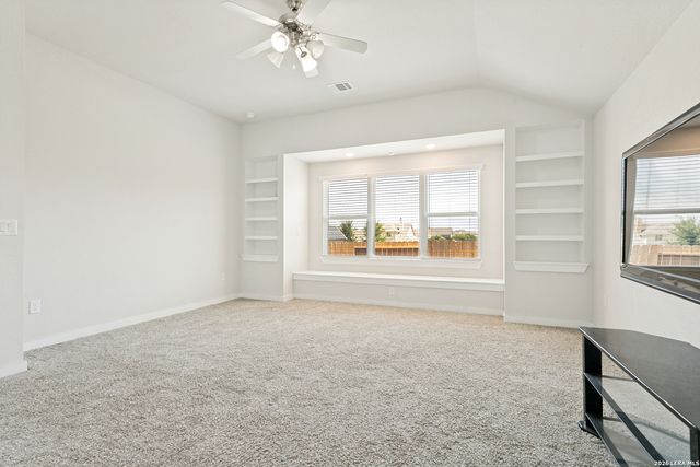 466 FOXTAIL VALLEY, Cibolo, TX 78108