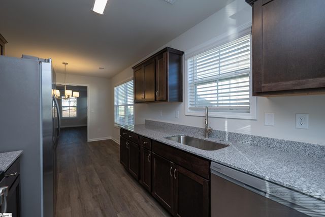 105 Thorndike Way, Greenville, SC 29617