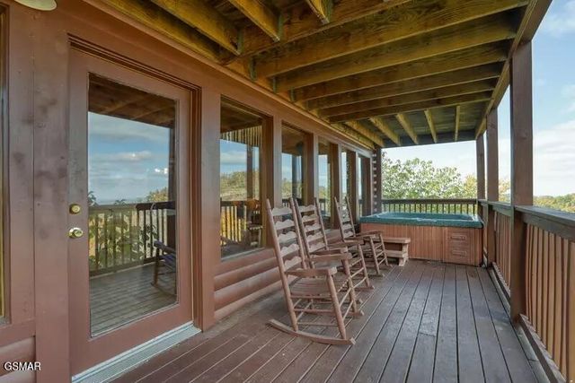 2131 Windy Lane, Sevierville, TN 37876