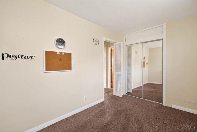 704 Seventeenth Avenue, Middletown, OH 45044