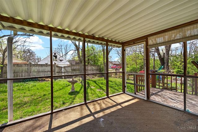 704 Seventeenth Avenue, Middletown, OH 45044