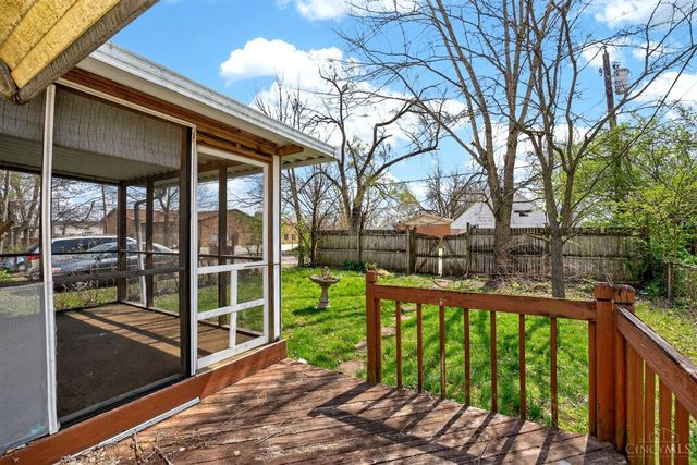 704 Seventeenth Avenue, Middletown, OH 45044