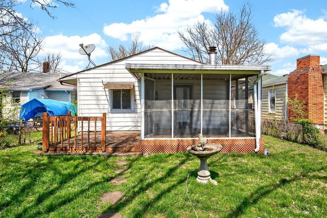 704 Seventeenth Avenue, Middletown, OH 45044