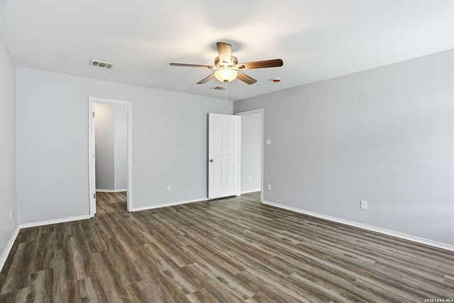 5146 FOUNTAIN HL, San Antonio, TX 78244