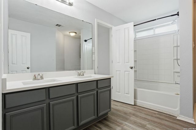 5146 FOUNTAIN HL, San Antonio, TX 78244