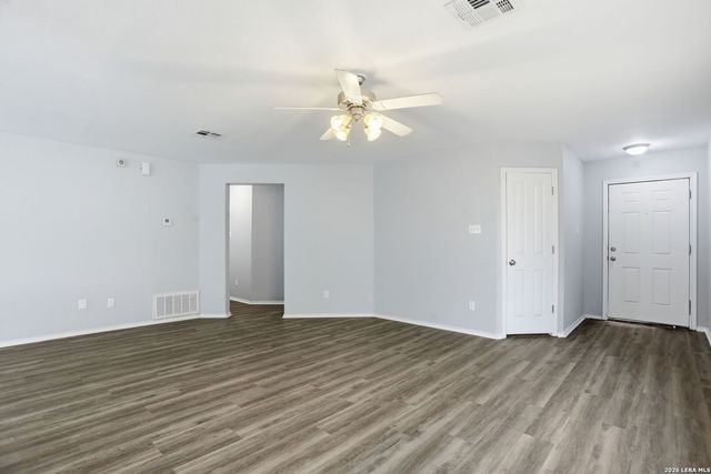 5146 FOUNTAIN HL, San Antonio, TX 78244