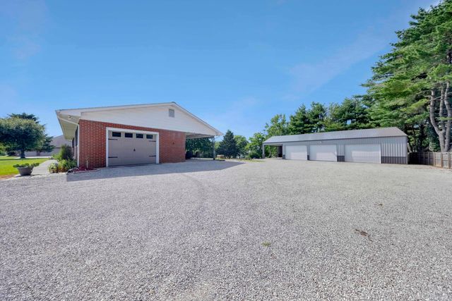 7688 Vann Road, Newburgh, IN 47630