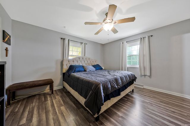 7688 Vann Road, Newburgh, IN 47630