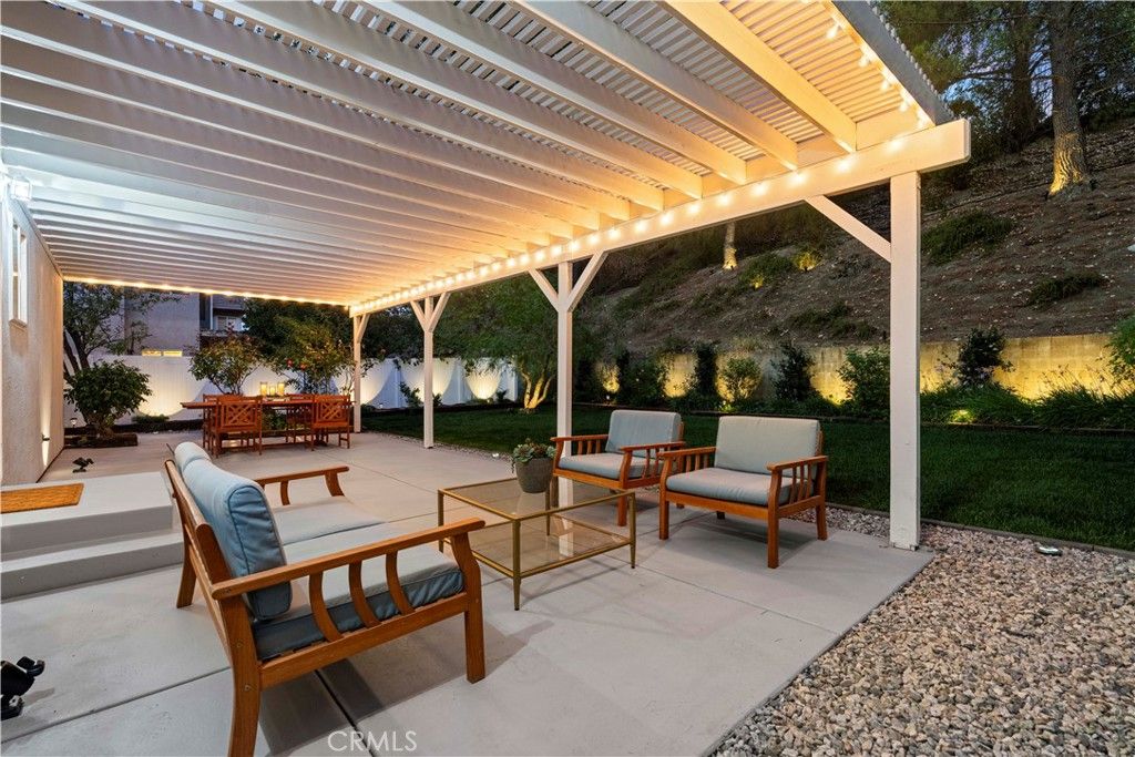 28628 Applewood Lane, Castaic, CA 91384 — photo 4