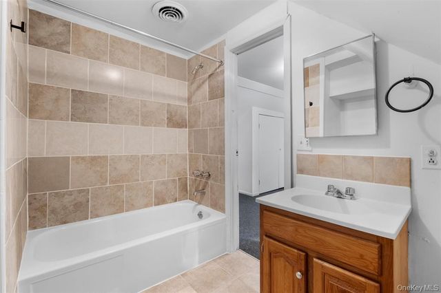 7 May Street, Poughkeepsie, NY 12603