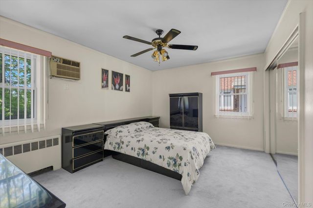 161 Rose Lane, New Hyde Park, NY 11040