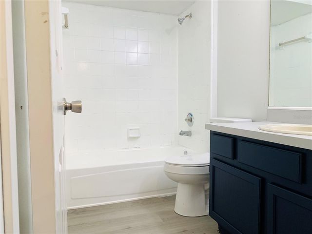 6914 THOUSAND OAKS ROAD, Orlando, FL 32818