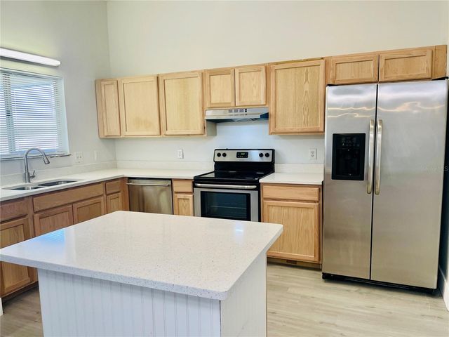 6914 THOUSAND OAKS ROAD, Orlando, FL 32818