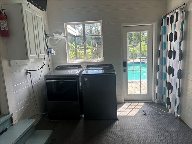 924 BOARDMAN STREET, Orlando, FL 32804