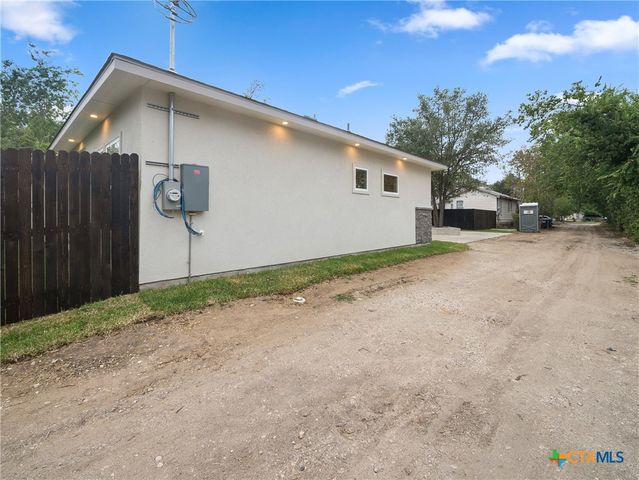 5338 Howard Street, San Antonio, TX 78212