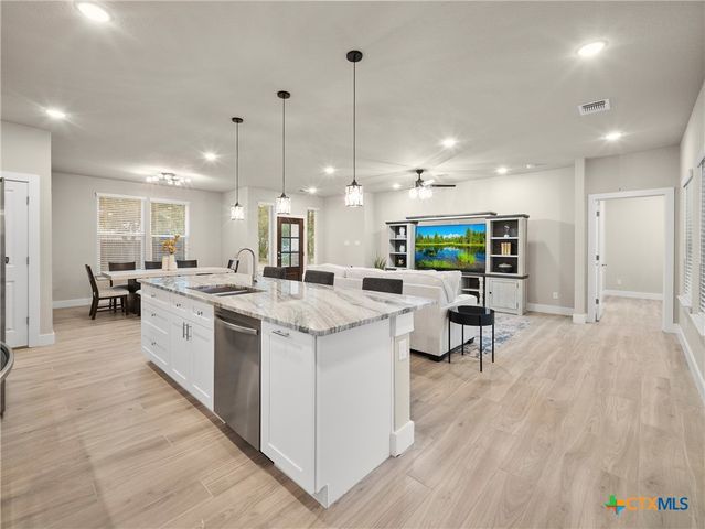 5338 Howard Street, San Antonio, TX 78212