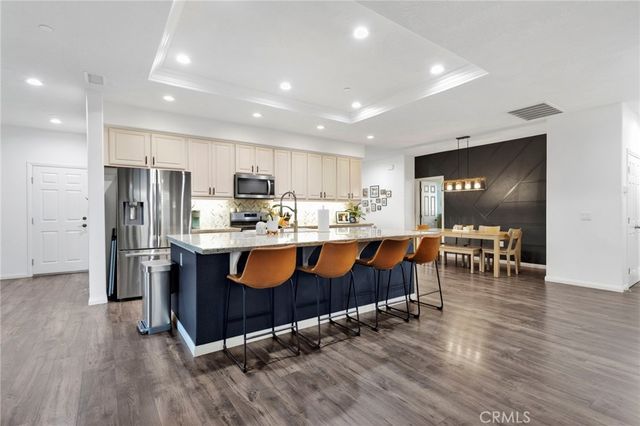 7249 Dayton, Hesperia, CA 92345