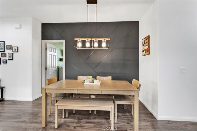 7249 Dayton, Hesperia, CA 92345