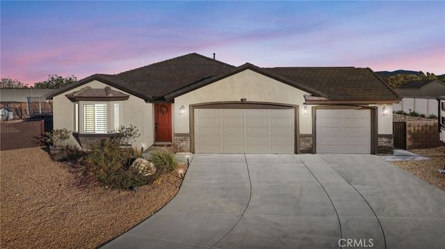 7249 Dayton, Hesperia, CA 92345