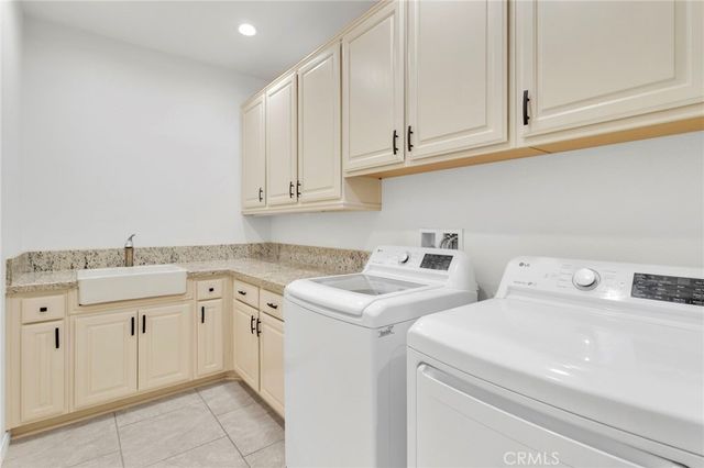 7249 Dayton, Hesperia, CA 92345