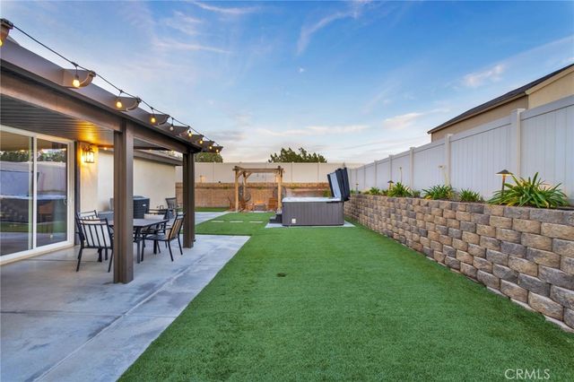 7249 Dayton, Hesperia, CA 92345