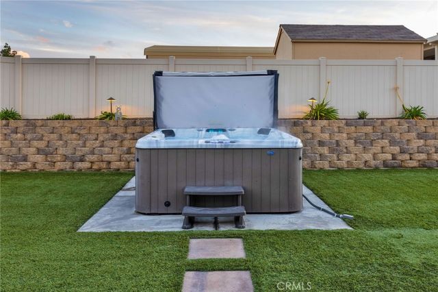 7249 Dayton, Hesperia, CA 92345