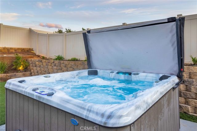 7249 Dayton, Hesperia, CA 92345