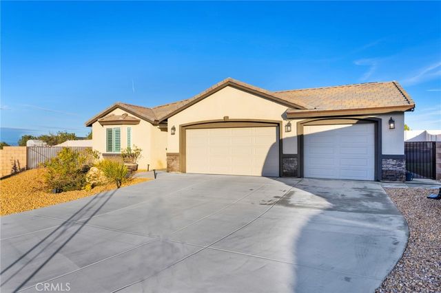 7249 Dayton, Hesperia, CA 92345