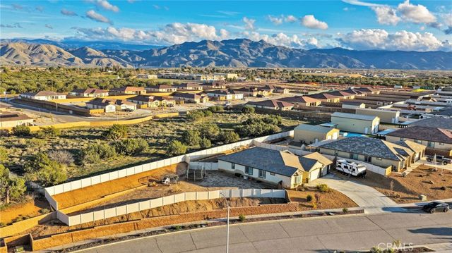 7249 Dayton, Hesperia, CA 92345