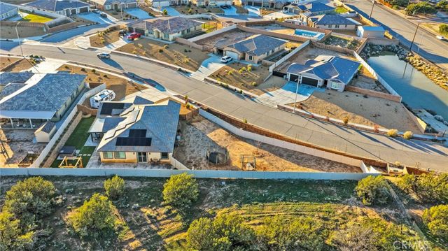 7249 Dayton, Hesperia, CA 92345