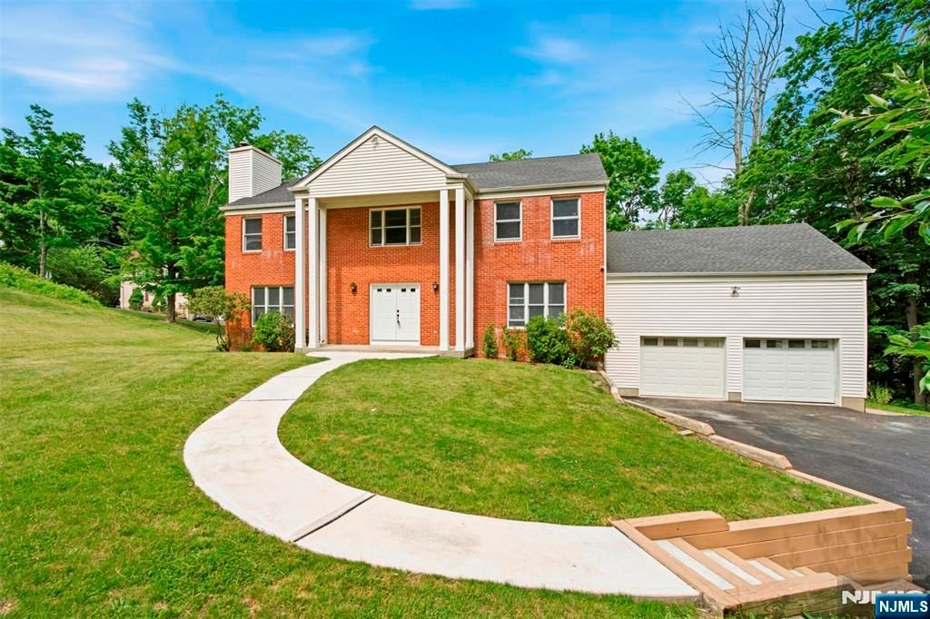 20 Cleacene Avenue, Mount Olive Township, NJ 07828